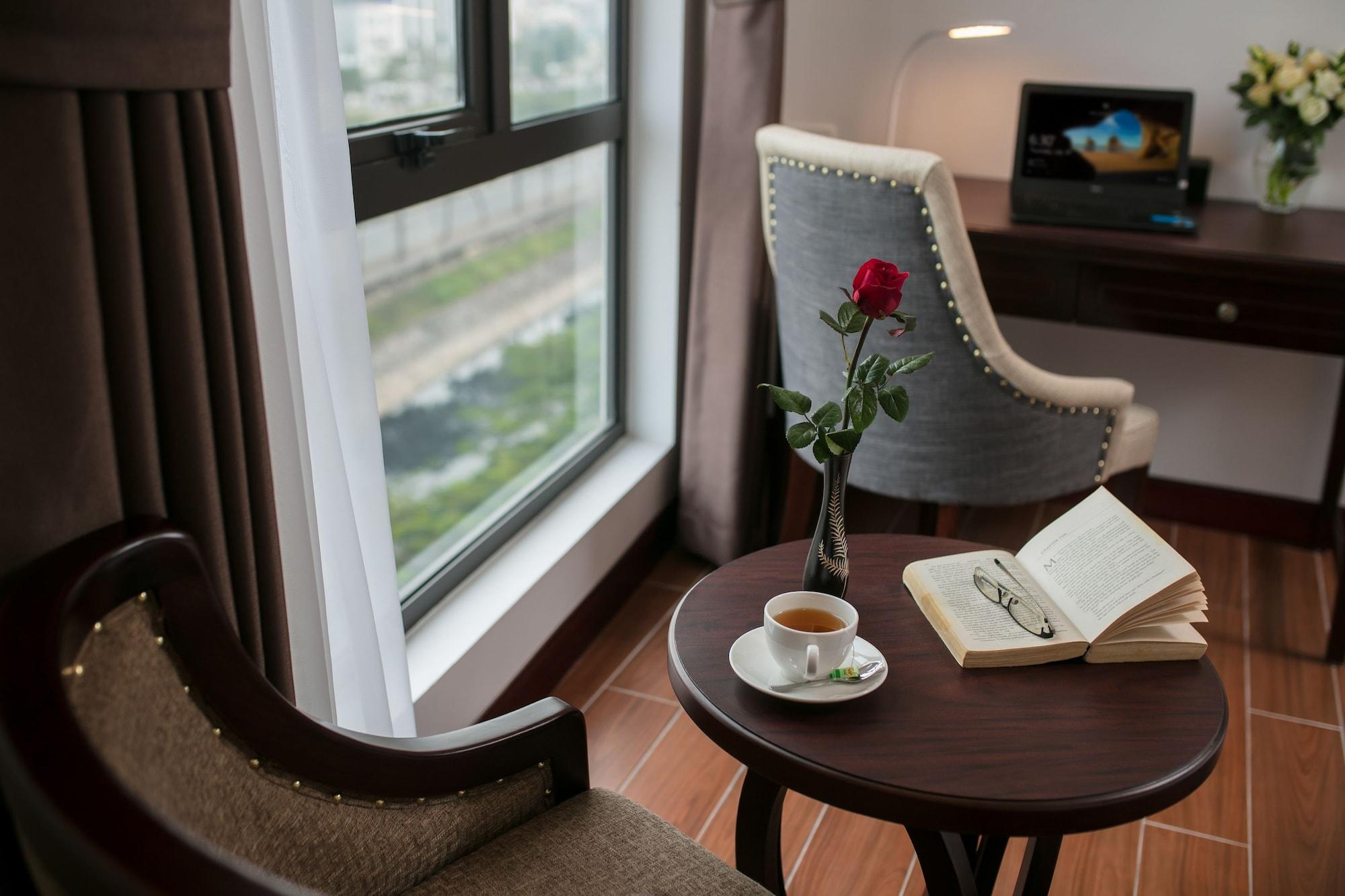 22Land Residence Hotel & Spa ハノイ市 エクステリア 写真