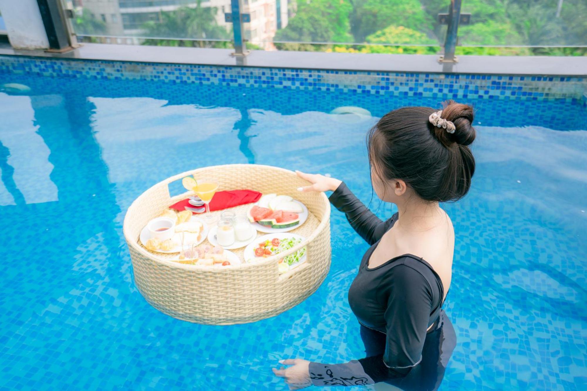 22Land Residence Hotel & Spa ハノイ市 エクステリア 写真